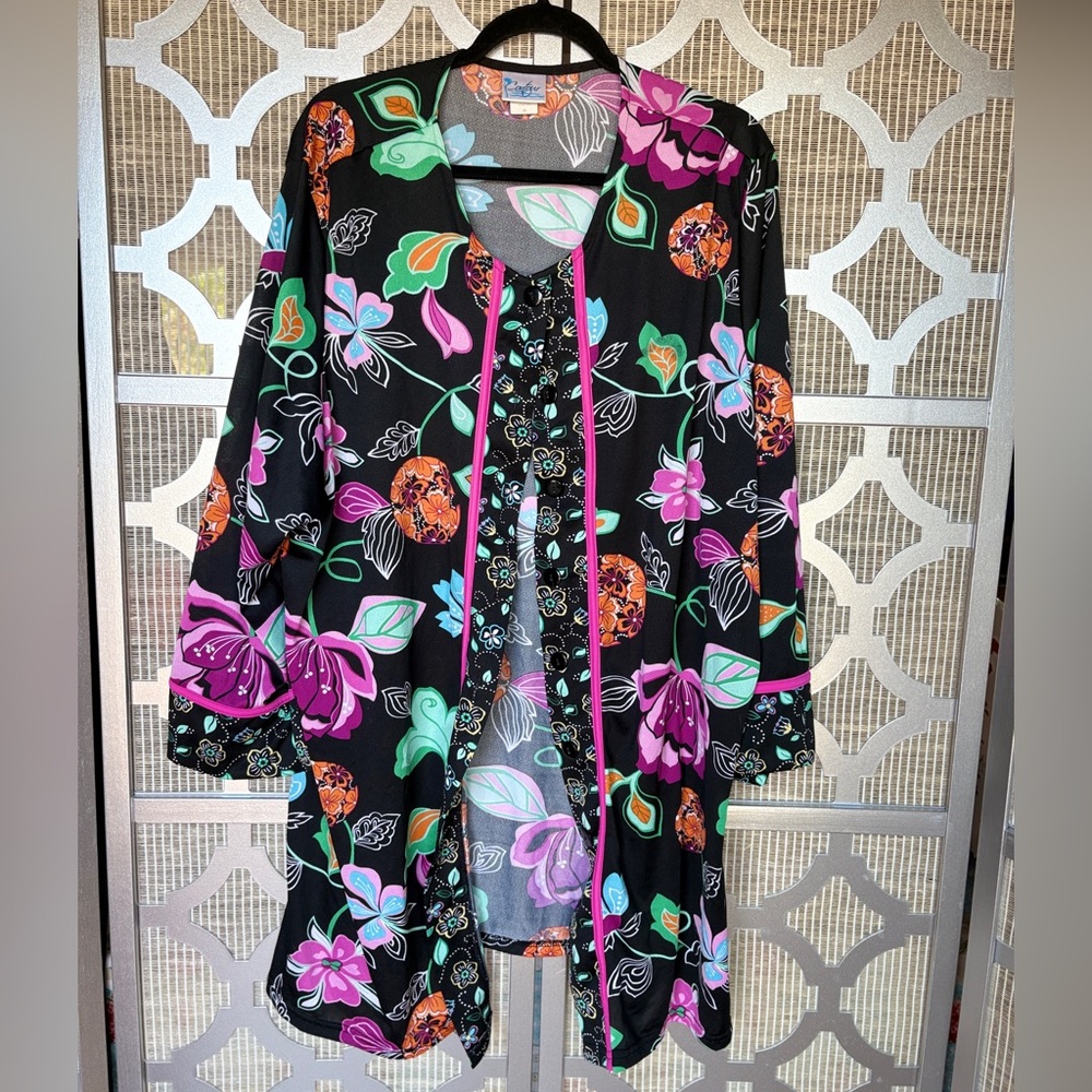 VINTAGE Women’s Button Down Floral Blouse